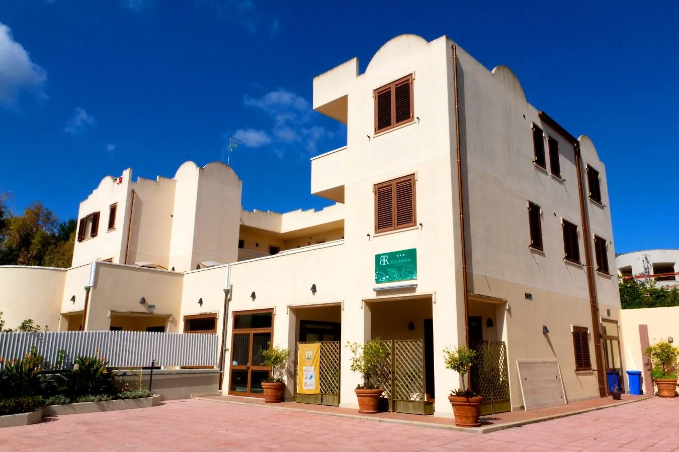 Hotel Bulla Regia Fontane Bianche 3*,  Italia