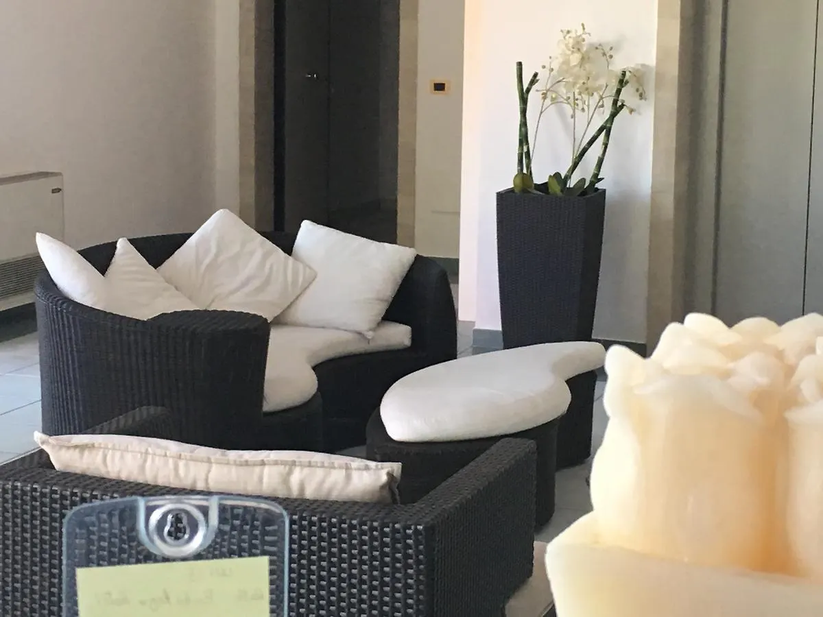 Hotel Bulla Regia Fontane Bianche 3*,  Italia